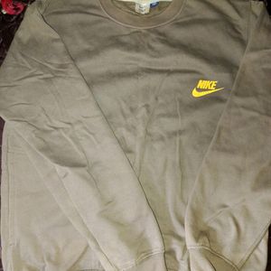 Nike Sweater