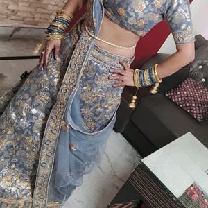 Lehnga With Jewellery