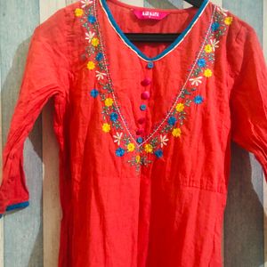 Embroidery kurti