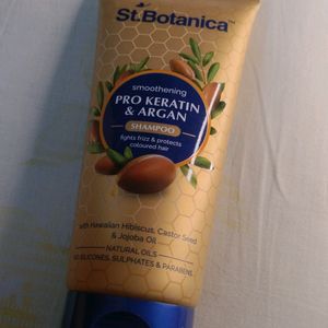 St Botanica Shampoo (Keratin)
