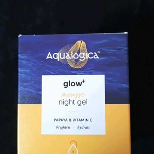 Aqualogica Night Glow Mousse