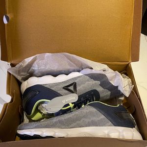 Brand New Reebok Hex Runner LP Shoes