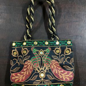 Embroidery Hand Bag 👜