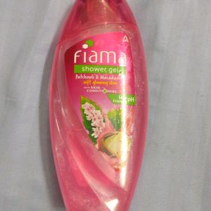 New Fiama Shower Gel