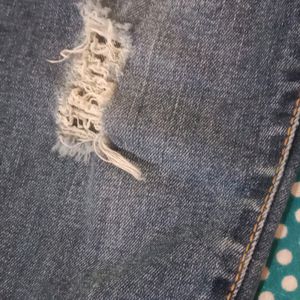 Skinny Damage Jean