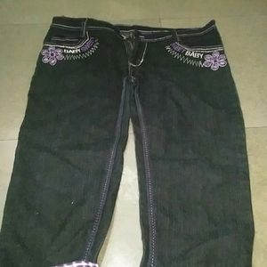 Big Size Three Fourth  Ladies Jeans