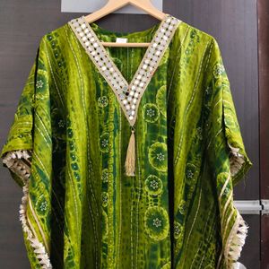 New Unused Vneck Mirror Work Kaftan Set