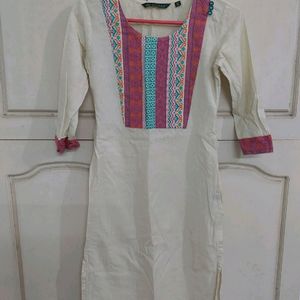 Avaasa & Max Kurta