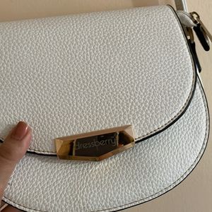 Dressberry Sling Bag