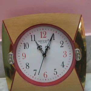 Wall Hanging Clock