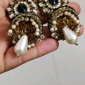 Beautiful Black Jhumkas