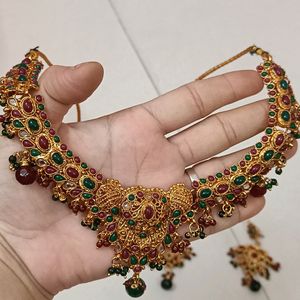 Beautiful Set With Earrings And Mangtikka .