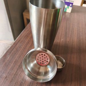 Cocktail Shaker