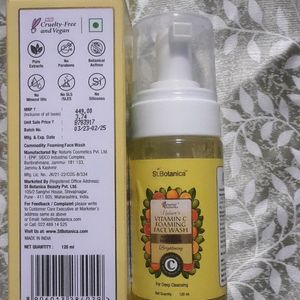 St.Botanica  Foming Face Wash