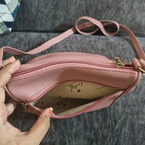 Beautiful Sling Bag New Condition