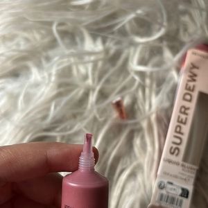 Makeup Revolution Liquid Blush