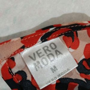 Branded VERO MODA top Alomost In Newly Condition