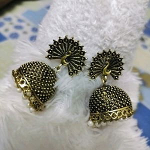 Beautiful Earings With Combo Pack