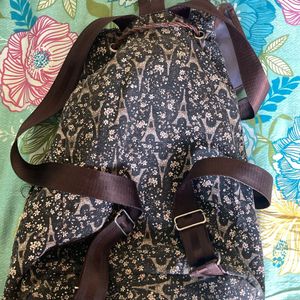 Printed casual backpack