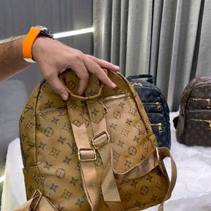 Louis VUITTON Backpacks