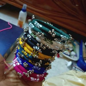 Hand made 4 Pc Bangles