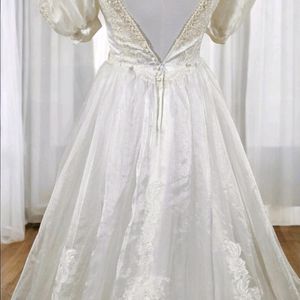 Vintage Ruffled Wedding Dress