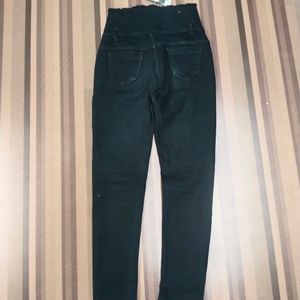 T-70 Size 28 Slim Fit Women Denim Jeans