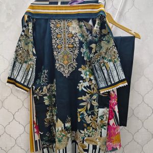 Pakistani Suits