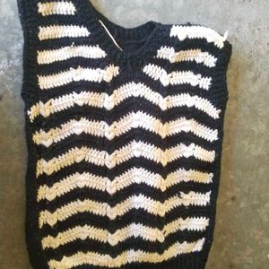 UNISEX KIDS WOOLEN SWEATER