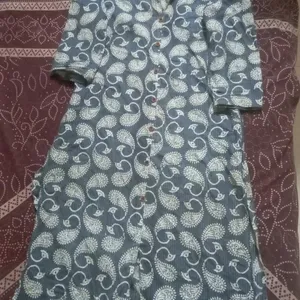 Katha Stitch Collared Kurti