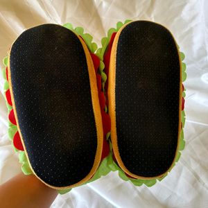 Hamburger Room Slippers By FOREVER 21