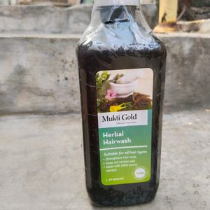 laHarbal Shampoo Without Any Hygienic Cha