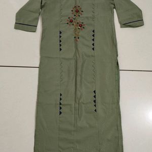 Mehandi Kurti