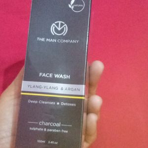 The Man Company Charcoal Face Wash