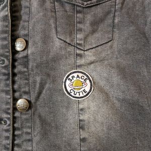 PRICE DROP 💧 💧 Motifed Faded Black Denim Jacket