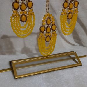 New Without Tag Mangtika With Earrings Set