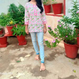 Short Kurti