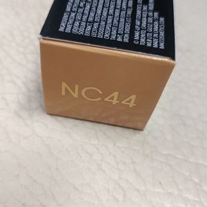 MAC NC 44 Foundation