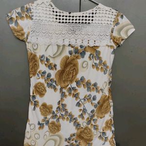 Cute White Floral Pattern Top For Women