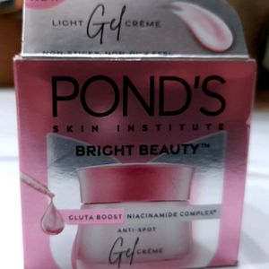 POND'S Bright Beauty Gel Creme