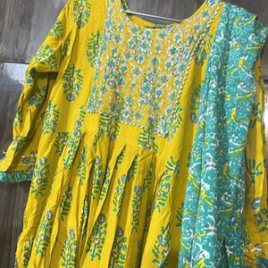 Womens Kurta With Dupatta Set