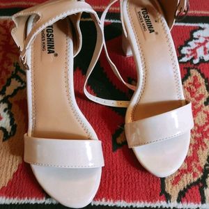 Beige Heel (Size-5)