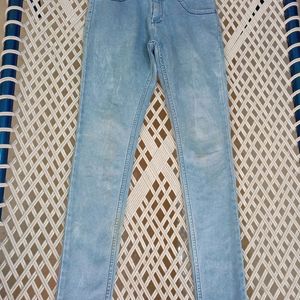 Denim Jeans And Casuals Mid Rise Jean