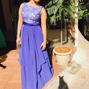 Gorgeous sleeveless blue long gown