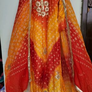 BANDHINI CLOTH SUIT IN BANDHIN Design