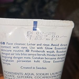 Oriflame Sweden Glow Essentials