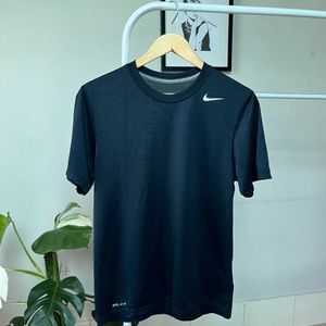 Nike Tee