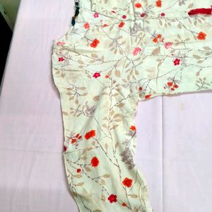 Avaasa Designer Brand Floral Kurti