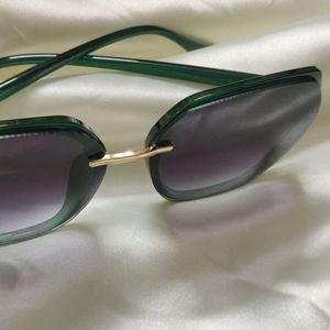 Green Frame Women Sunglasses..