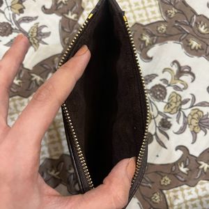 LV dupe mini wallet/ pouch (slight defect)